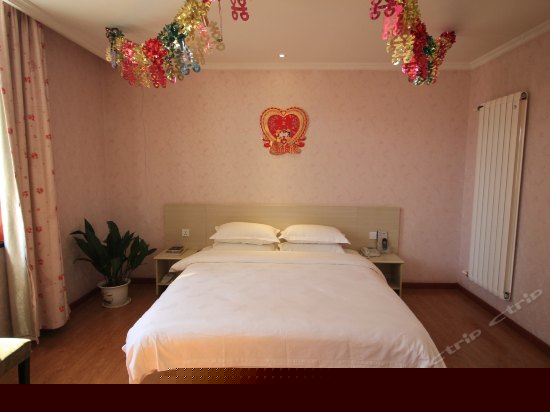 商务楼喜庆大婚房