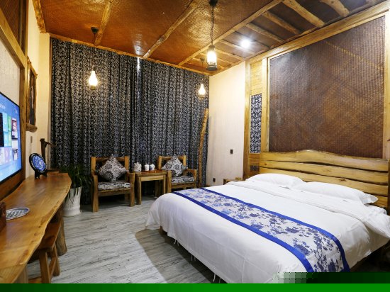 土苗韵小筑大床房