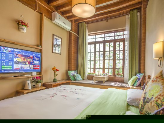 庭院阳光大床房