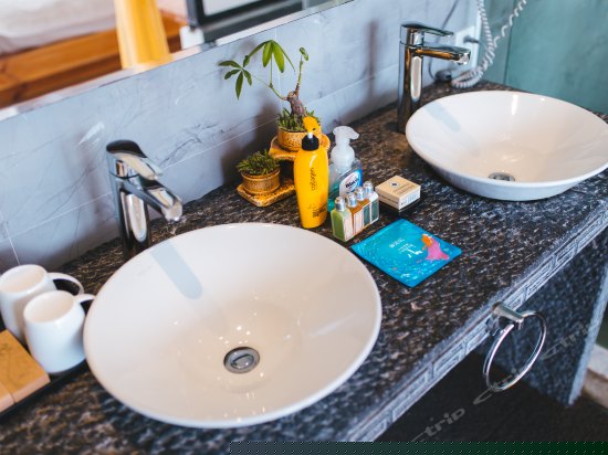 全海景落地窗大床房风花