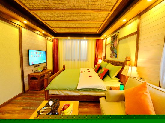 爱尚院花园浪漫大床房