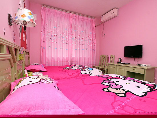 动漫精灵双人房