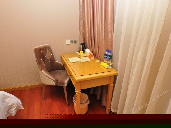 标准单人房(无窗)