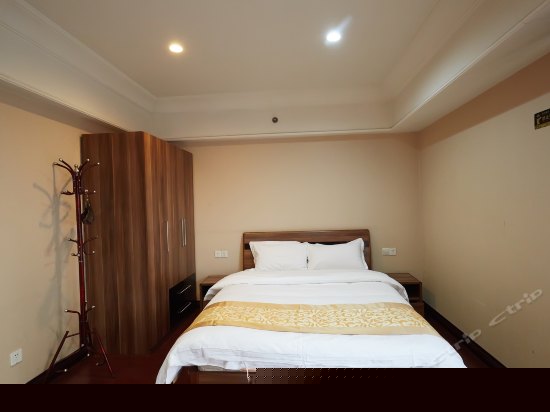 浪漫主题大床房