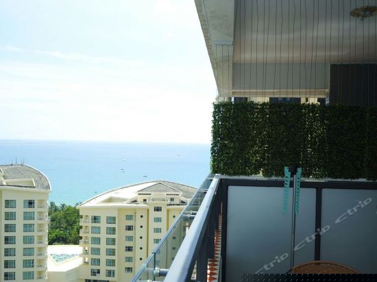 阳台海景大床房