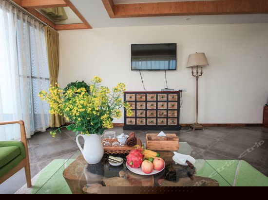 复式双面海景大床房