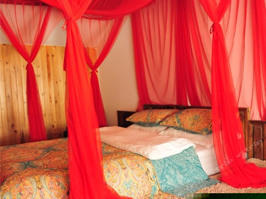 浪漫公主复式大床套间