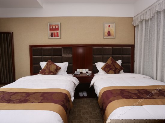 商务电脑双人间