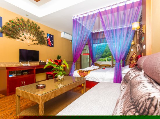 浪漫蜜月大床房