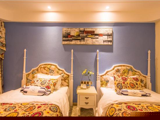 海景花园阳台标准间