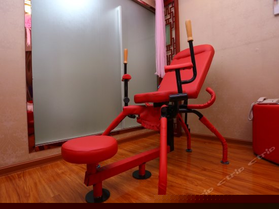 主题电动大床房