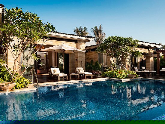 极致园景泳池别墅双卧室