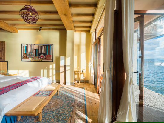 雪思亲水海景套房