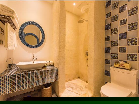 海景花园阳台标准间