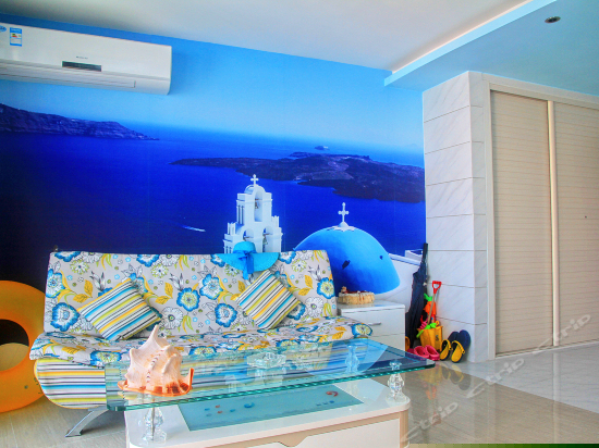 爱琴海主题海景家庭房