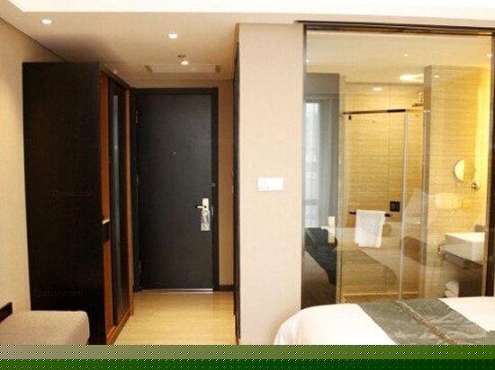 和颐高级大床房