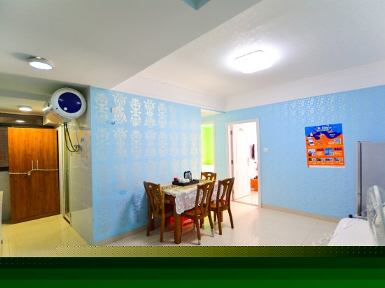 蔚蓝海景三室一厅