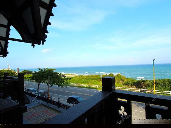 楼中楼海景四人房