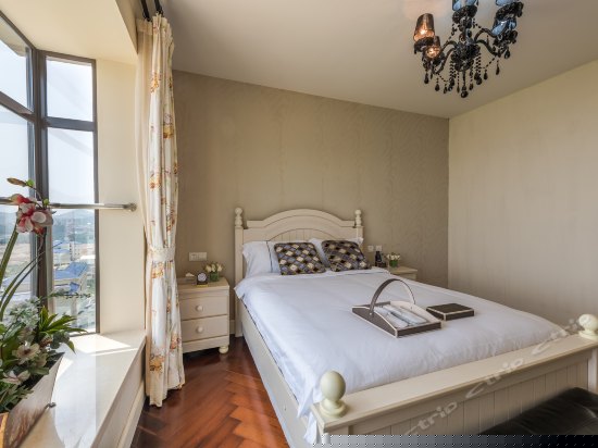 豪华海景三卧室家庭套房