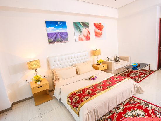 尊贵城景大床房