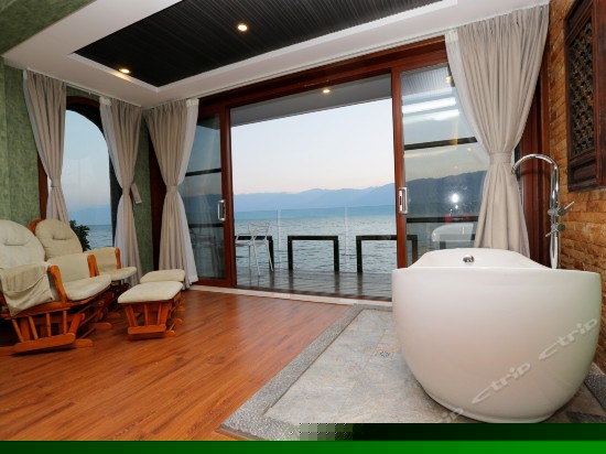 亲水海景双床房