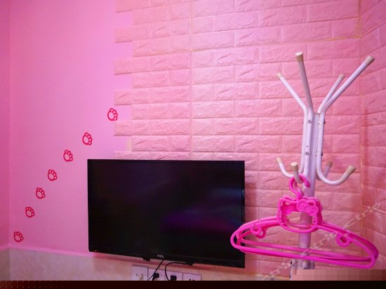 Hellokitty情侣主题房