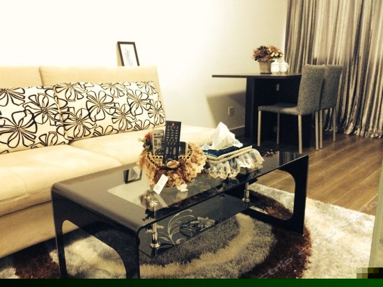 豪华江景大床房