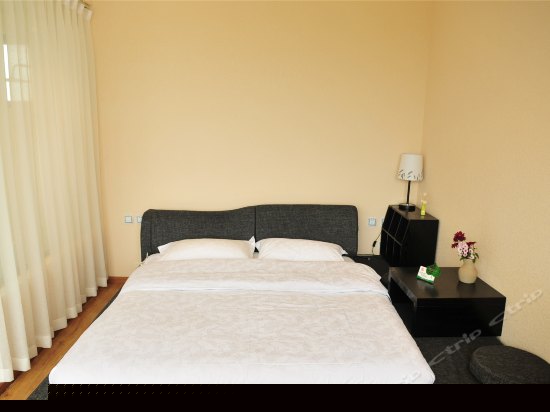 深蓝海景日出房