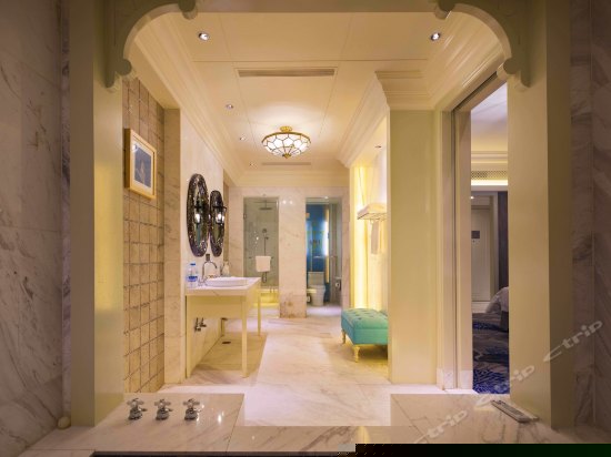 私属汤池观景房