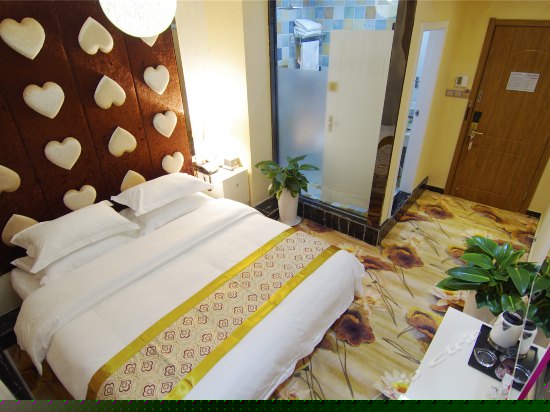 时尚大床房（无窗）