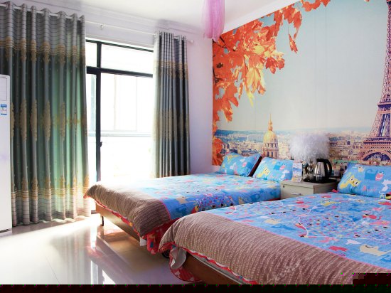 巴黎黄昏双床房