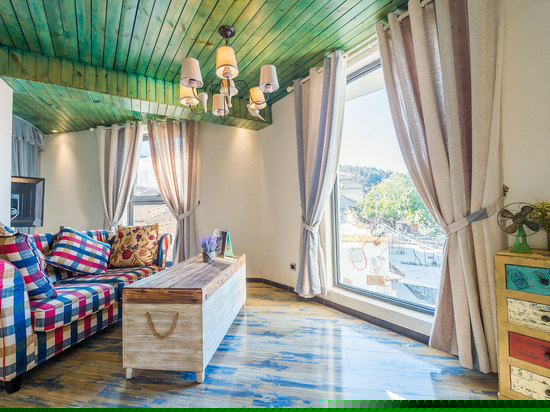 绿色清新海景大床房