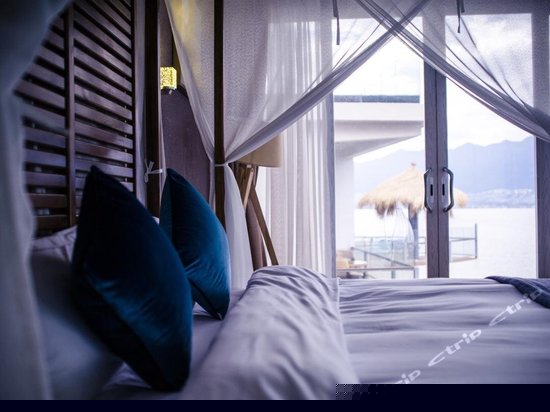 悦澜-无边泳池套房