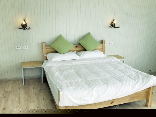 三层豪华海景浴缸大床房304