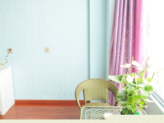 相濡以沫圆床房