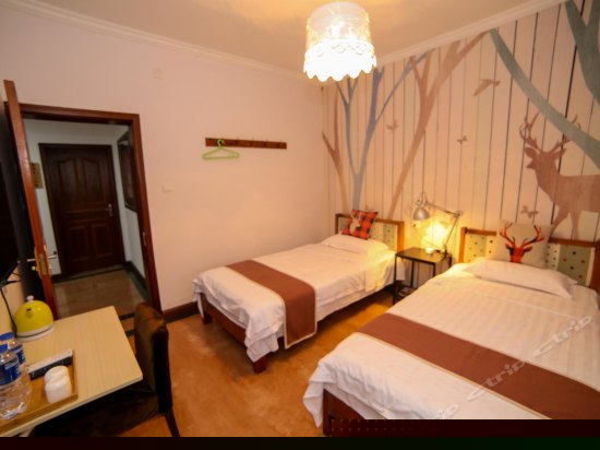 鹿鸣小镇标准间