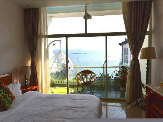 庭院海景大床房