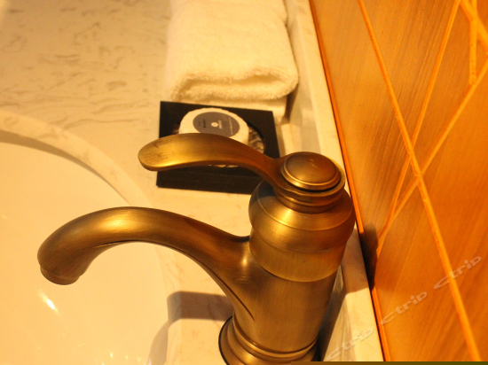 A区浪漫花海帐篷客房