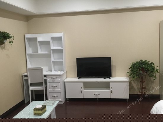 浪漫主题大床房