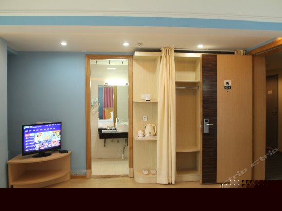 星座情侣圆床房