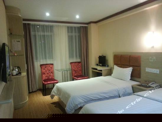 标准双人电脑房