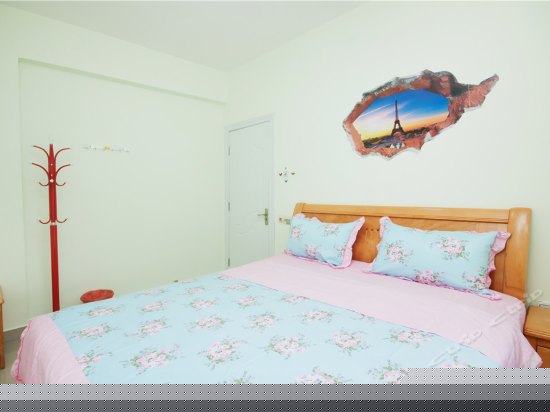 豪华高层180度海景四室一厅套房1503