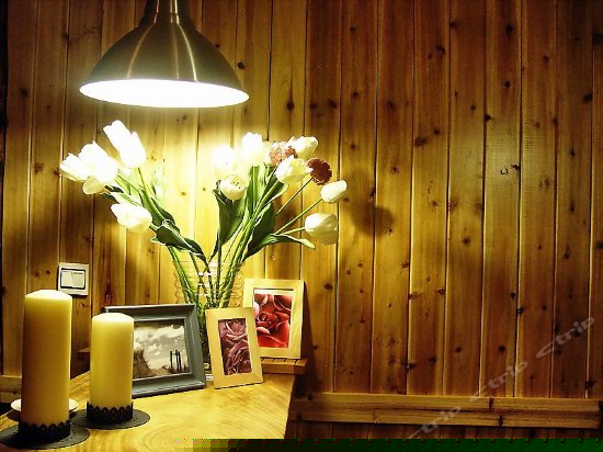 电脑豪华海景圆床房