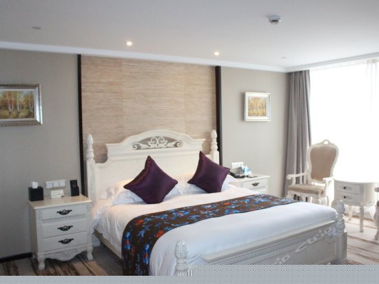 品悦家庭套房2室1厅