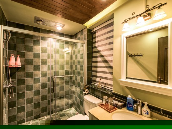 英伦清新海景大床房