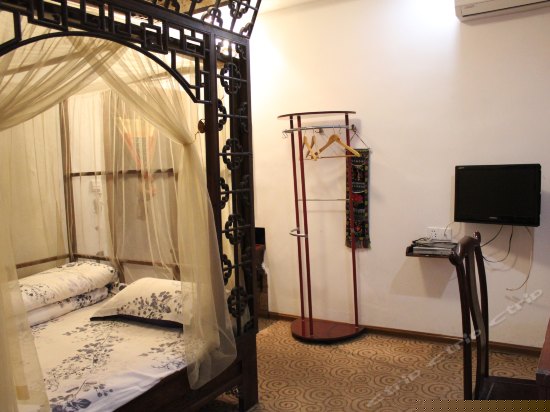 古韵雕花大床房