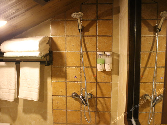 小楼听雨贵宾套房