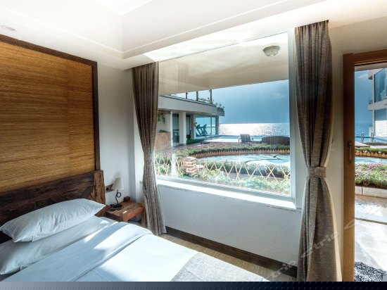 浮曦90°看海花园露台双床房