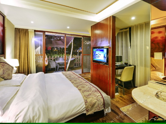 江景露台大床房