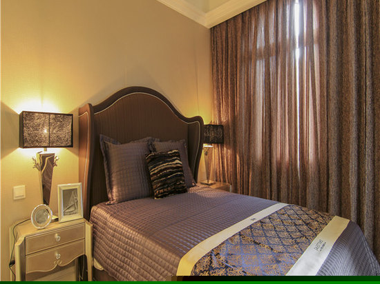 联排4居室湖景别墅